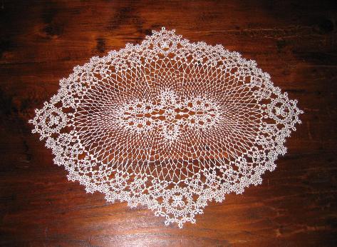 Butterfly Garden oval doily